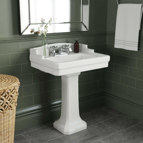 Essex Pedestal Sink